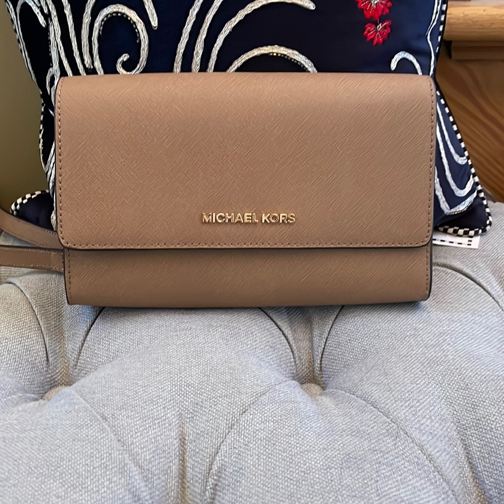 Michael Kors Crossbody